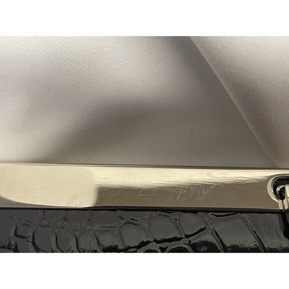 Black Crocodile pattern Leather Clutch with Compartments Preowned - Picture 7 of 9